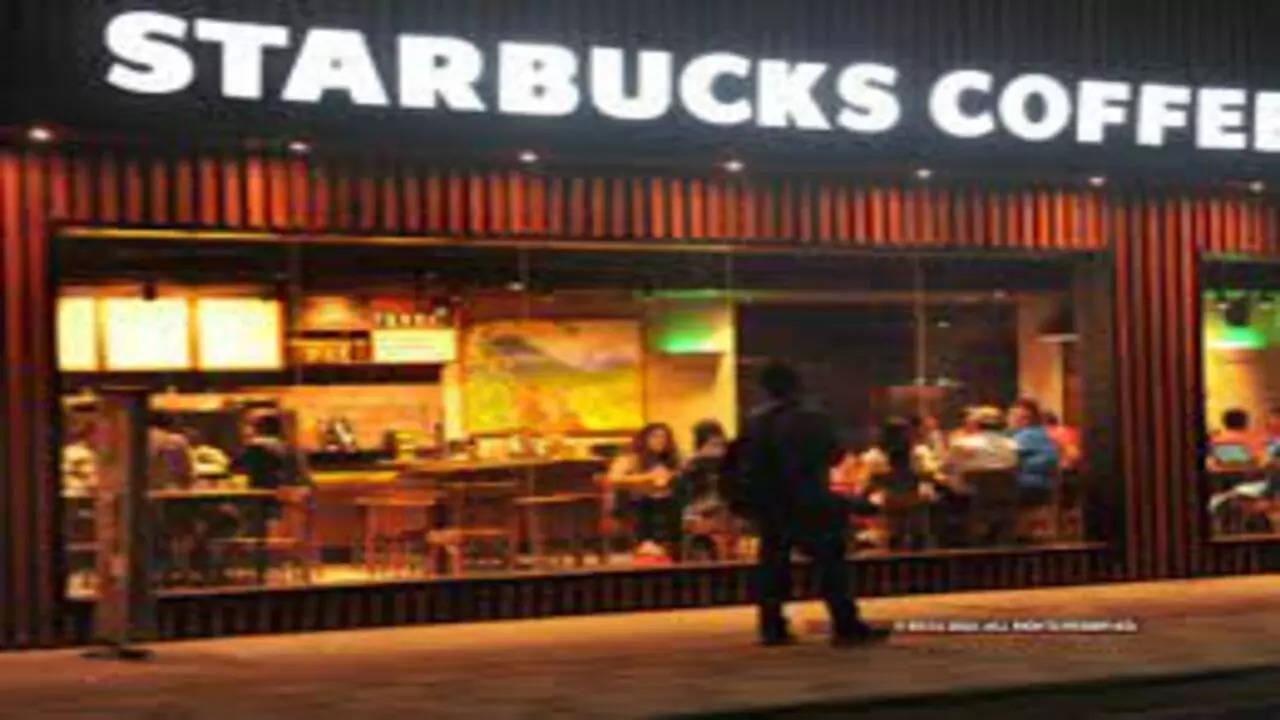 Starbucks, the world's largest coffeehouse chain, is adding masala chai drip coffee to its menu to appeal to Indian customers