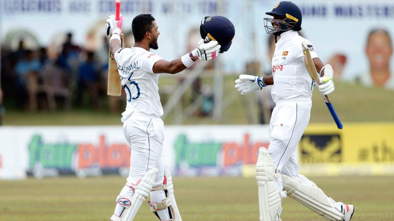 Dinesh Chandimal Prabath Jayasuriya star as Sri Lanka stuns Australia to level Test streak