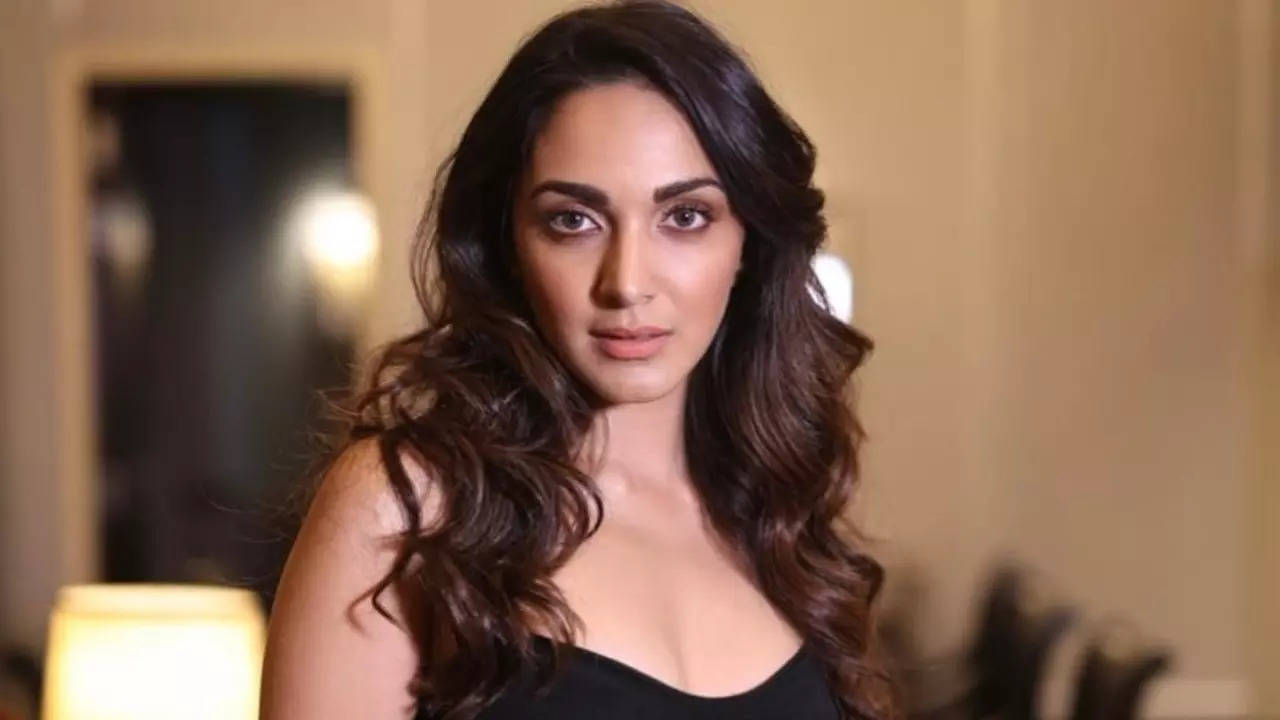 Kiara Advani's sultry strappy dress with cut-out design costs over Rs   lakh