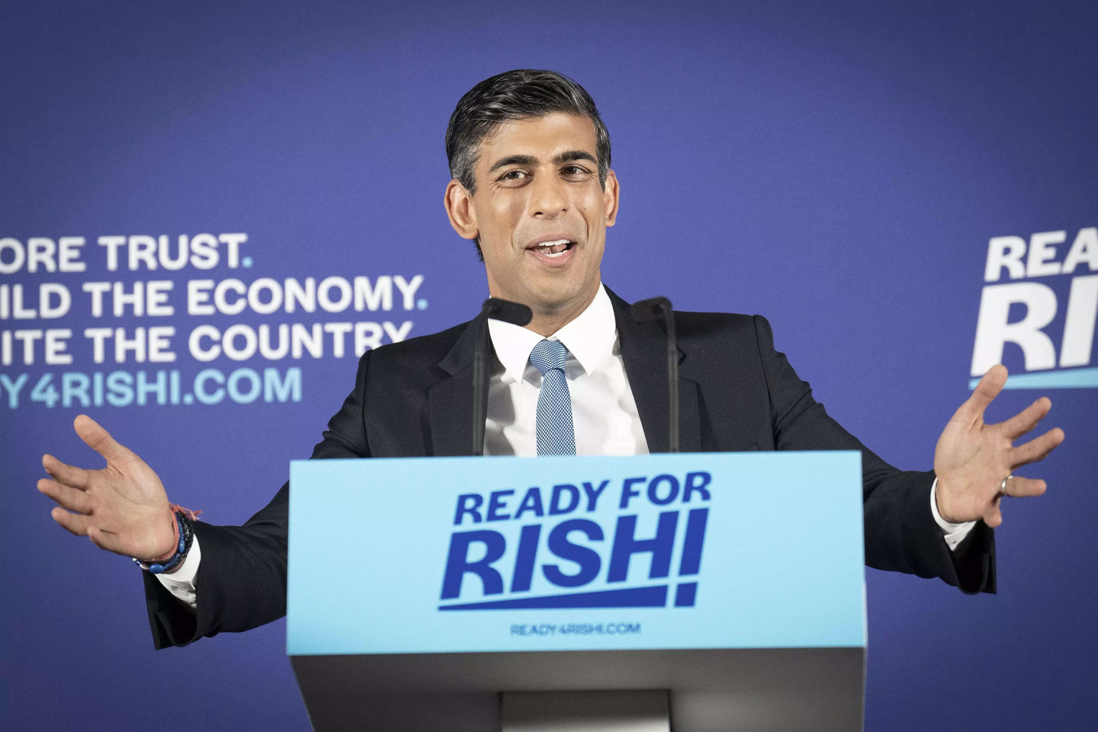 Rishi Sunak Wins 2nd Round Of Voting To Succeed Boris Johnson As UK ...