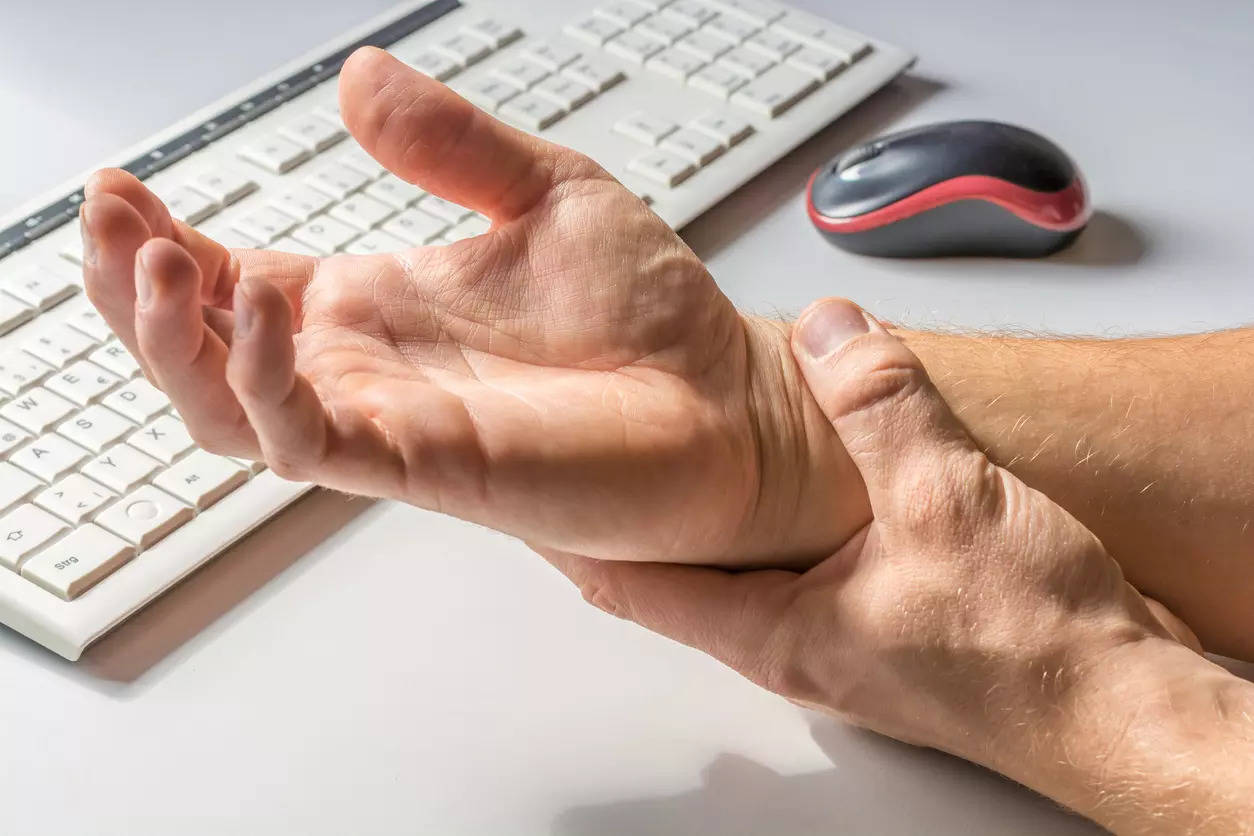 keyboard to reduce wrist strain