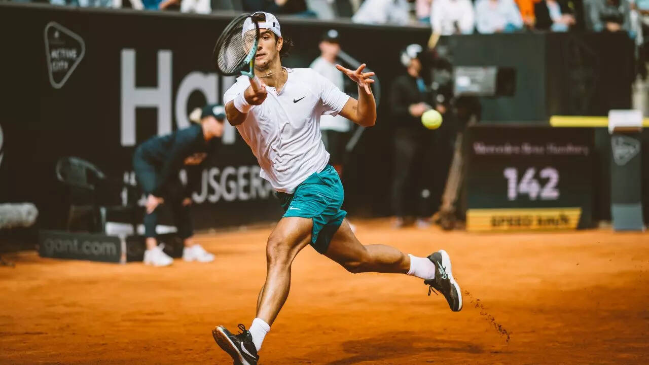Mossetti Hamburg vince il titolo Open in una foto di Twitter