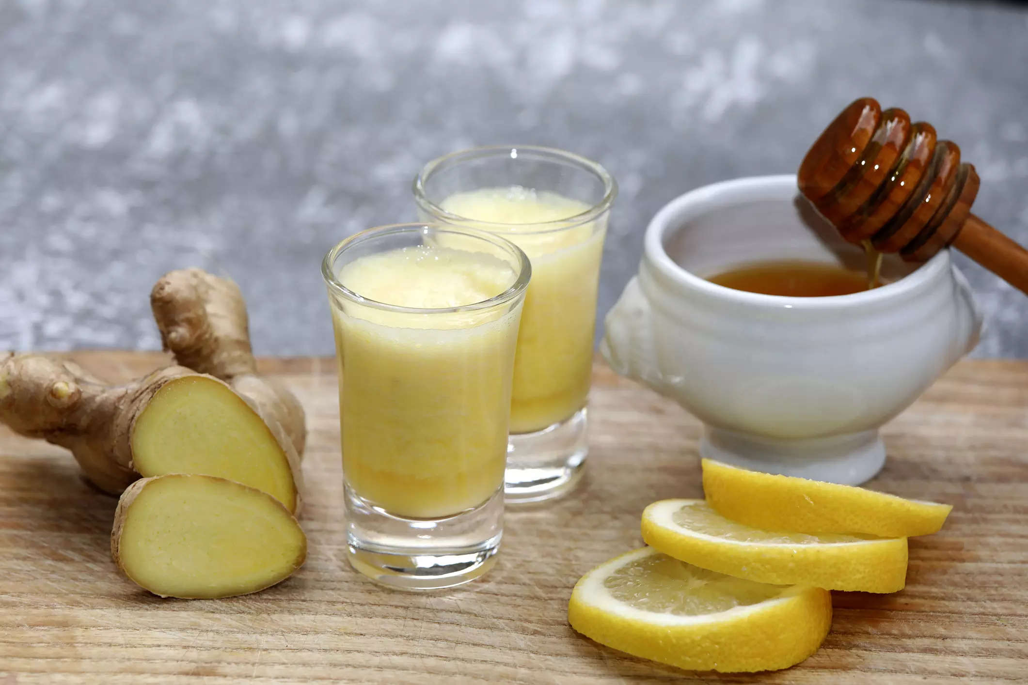Drink a shot of ginger on an empty stomach every morning - discover the health benefits of this superb ritual