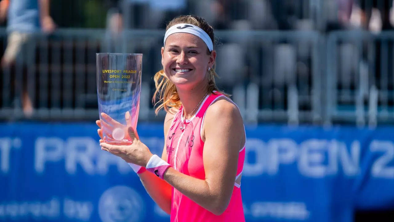 Prague Open Marie Bouzkova wins first career WTA title, defeats Anastasia Potapova in straight sets Tennis News, Times Now