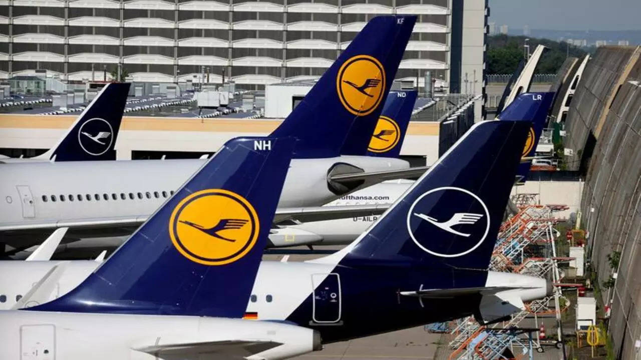 Lufthansa Hand Luggage | Lufthansa Suitcases | Kipling EN