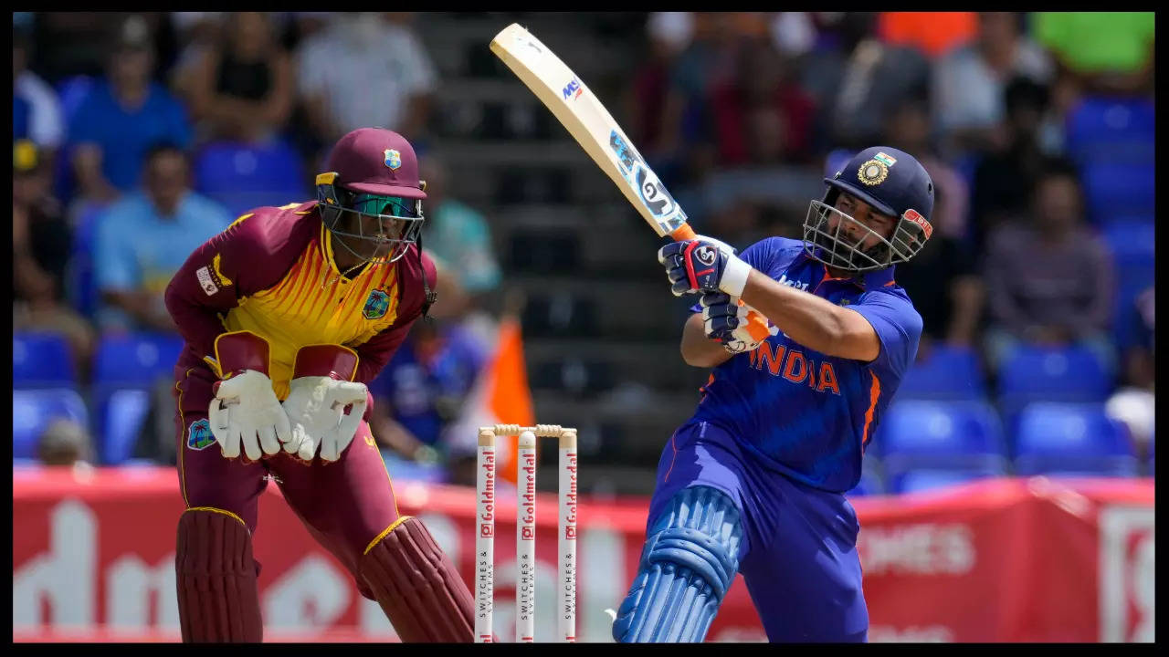 Ind vs WI - Put Indian team on back foot Kamran Akmal questions Rishabh Pant's shot selection