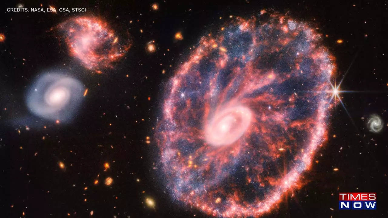 El Telescopio Espacial James Webb captura esta asombrosamente colorida Galaxia Cartwheel