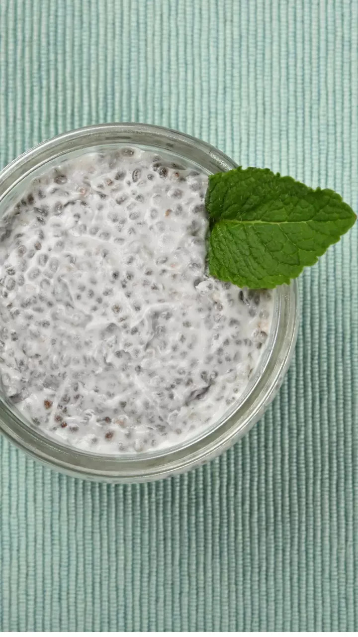 Chia in yoghurts