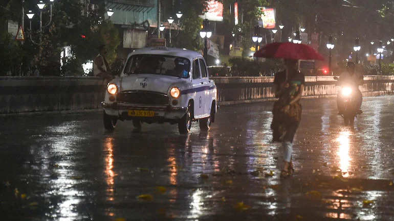 Kolkata_Rain_PTI_.