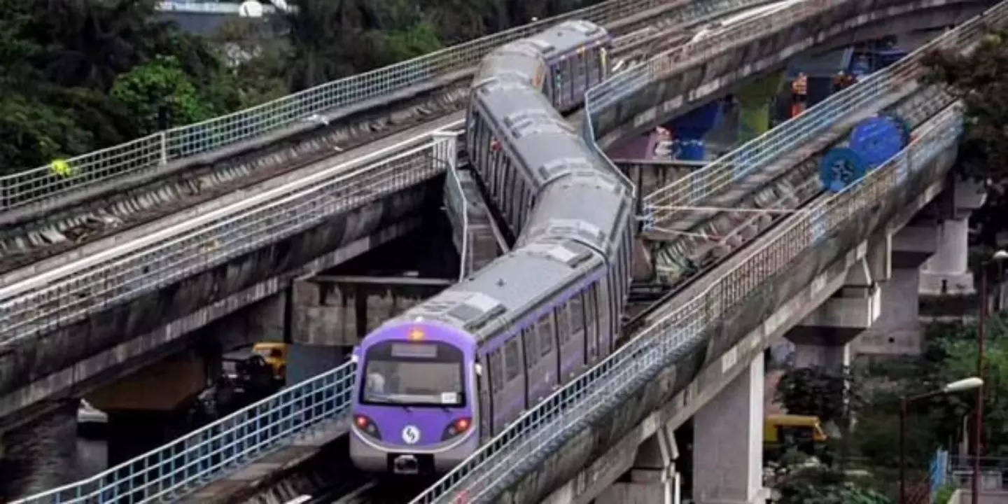 Independence Day 2022 Kolkata metro reduces number of trains alters timings Check details other Metro updates