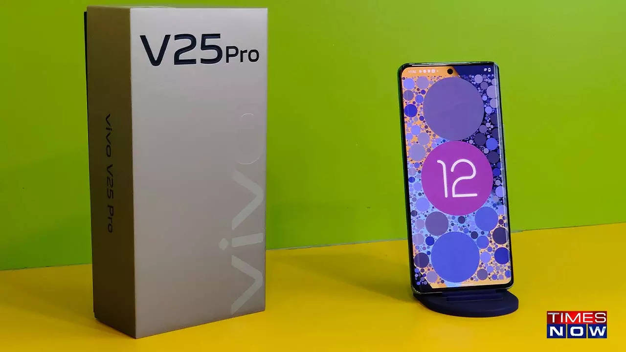Vivo V25 Pro 100 DCI-3 Display with 120Hz Refresh Rate
