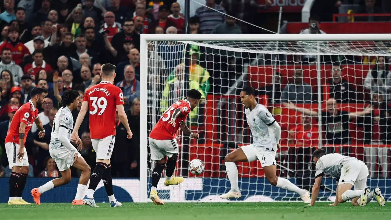 Manchester United claim 2-1 win over Liverpool at Old Trafford with goals from Sancho and Rashford