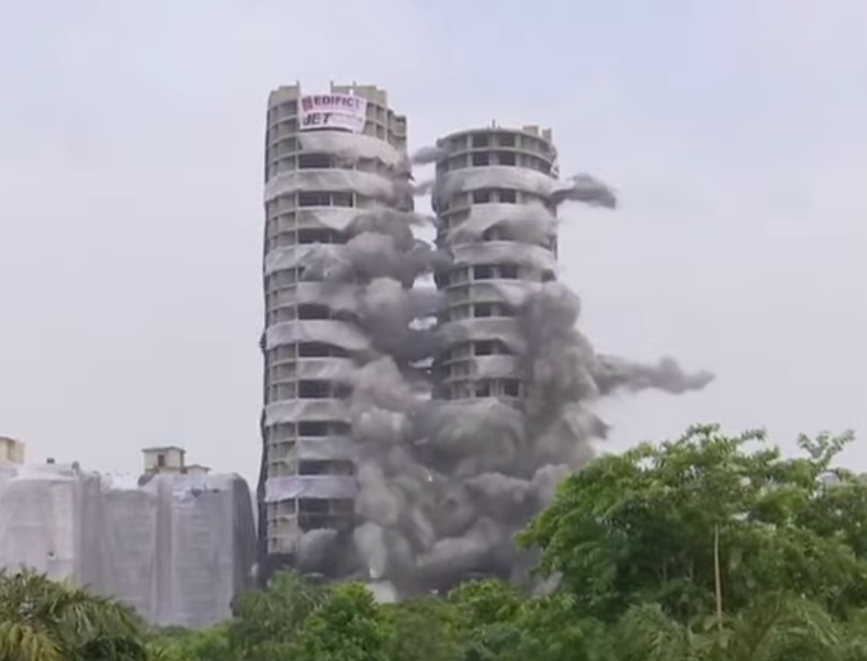 Noida Twin Tower demolition video WATCH Resounding explosion of high-pitched siren then dust cloud
