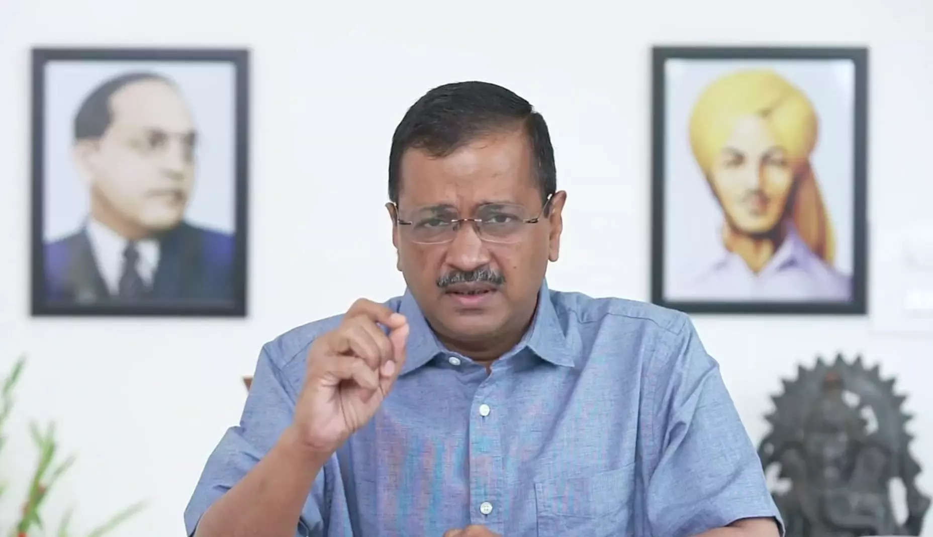 Delhi Excise Policy 2021-22 Honesty patriotism of Manish Sisodia stand vindicated - Kejriwal after CBI search