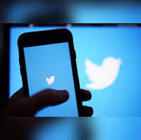 El círculo de Twitter se implementa globalmente y agrega hasta 150 personas en tu grupo de AP PhotoGregory Bull File