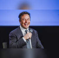 Elon Musks fresh attack on Twitter over number of spam accounts