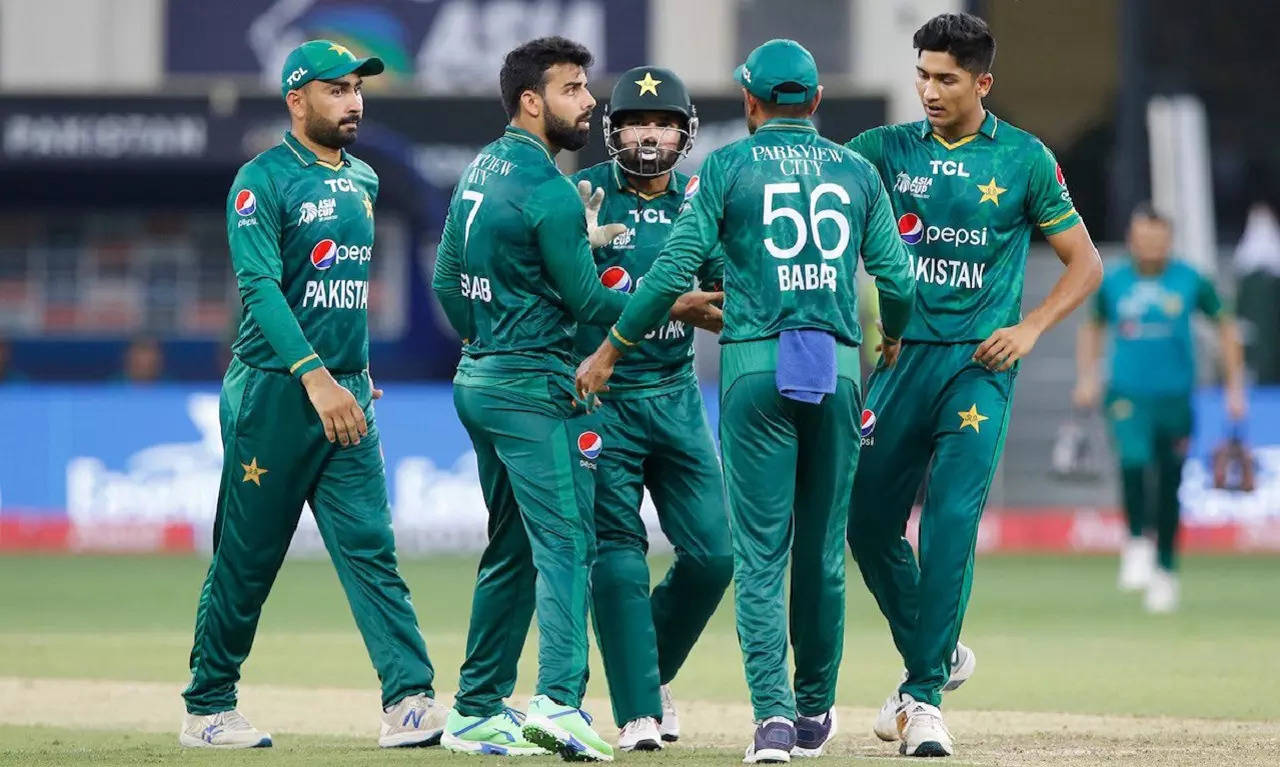 babar-azam-dedicates-asia-cup-win-over-india-to-all-those-people-back