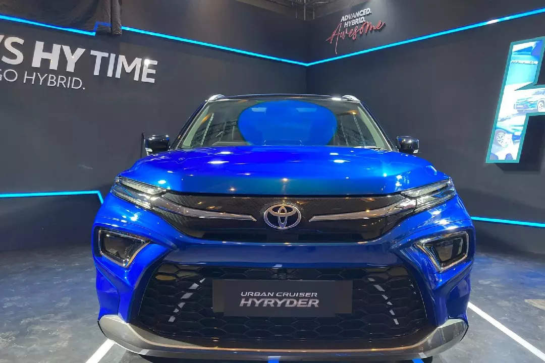 Toyota Unveils India's First All-Hybrid Midsize SUV Urban Cruiser Hyryder