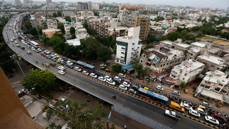 Kolkata EM Bypass New Road highways to get beautification ahead of Durga Puja celebrations