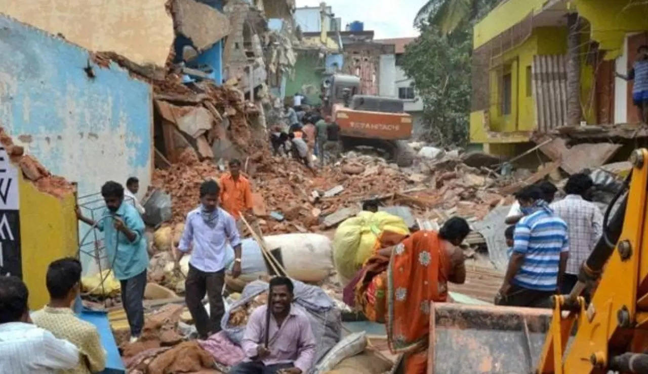 Demolition continues in Bengaluru five locations in Mahadevapura saw bulldozers today