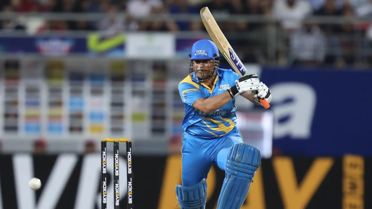 Sachin Tendulkar for T20 World Cup: Fans in awe after Master Blaster smashes 20-ball 40 in Road Safety Series Sachin Tendulkar for T20 World Cup: Fans in awe after Master Blaster smashes 20-ball 40 in Road Safety Series