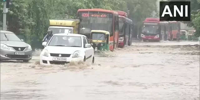 Delhi Traffic Police issues advisory amid heavy rains, see potholes to avoid water logging on roads