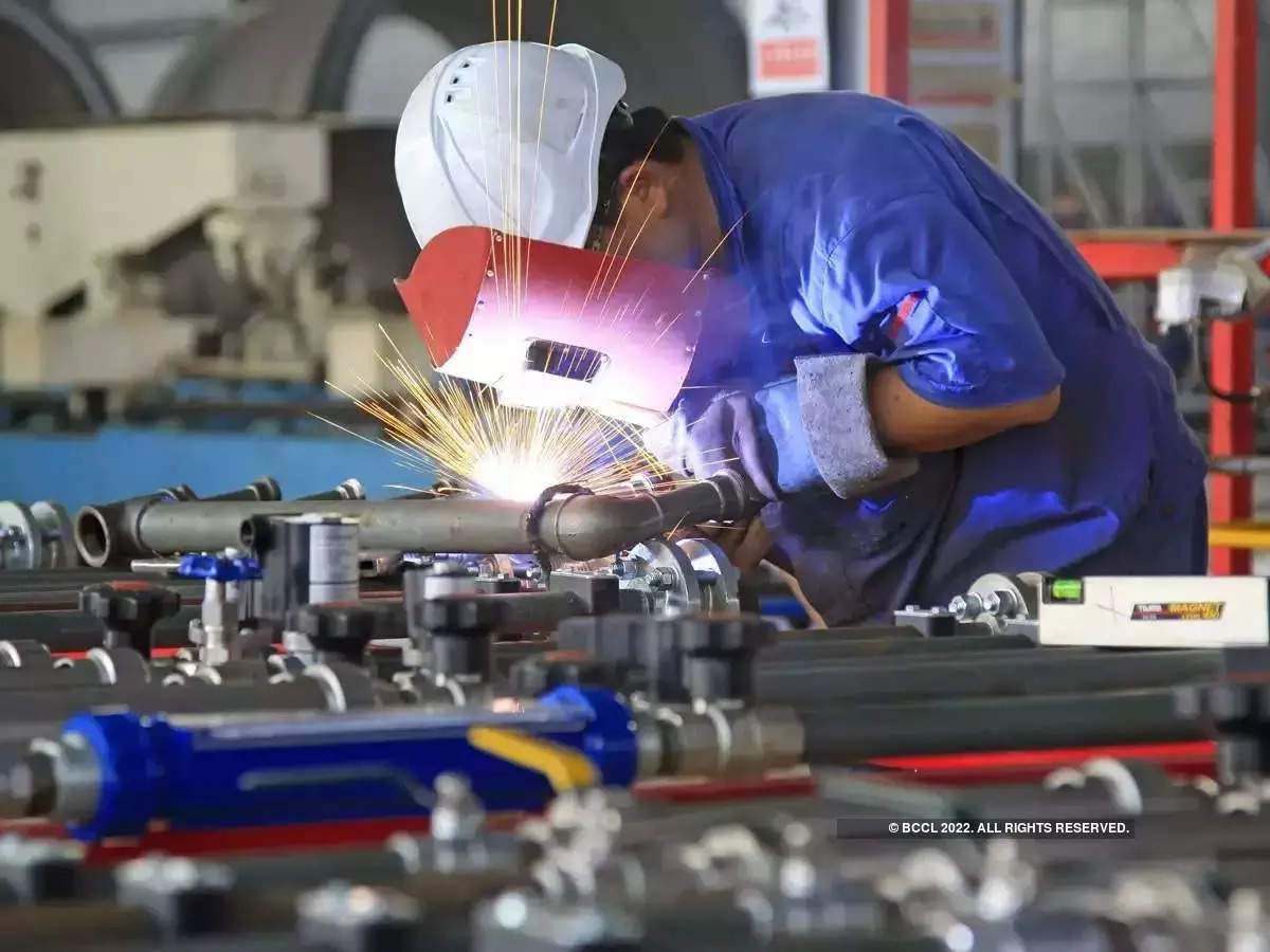Eight core sectors growth hits 9-month low at 33 in August