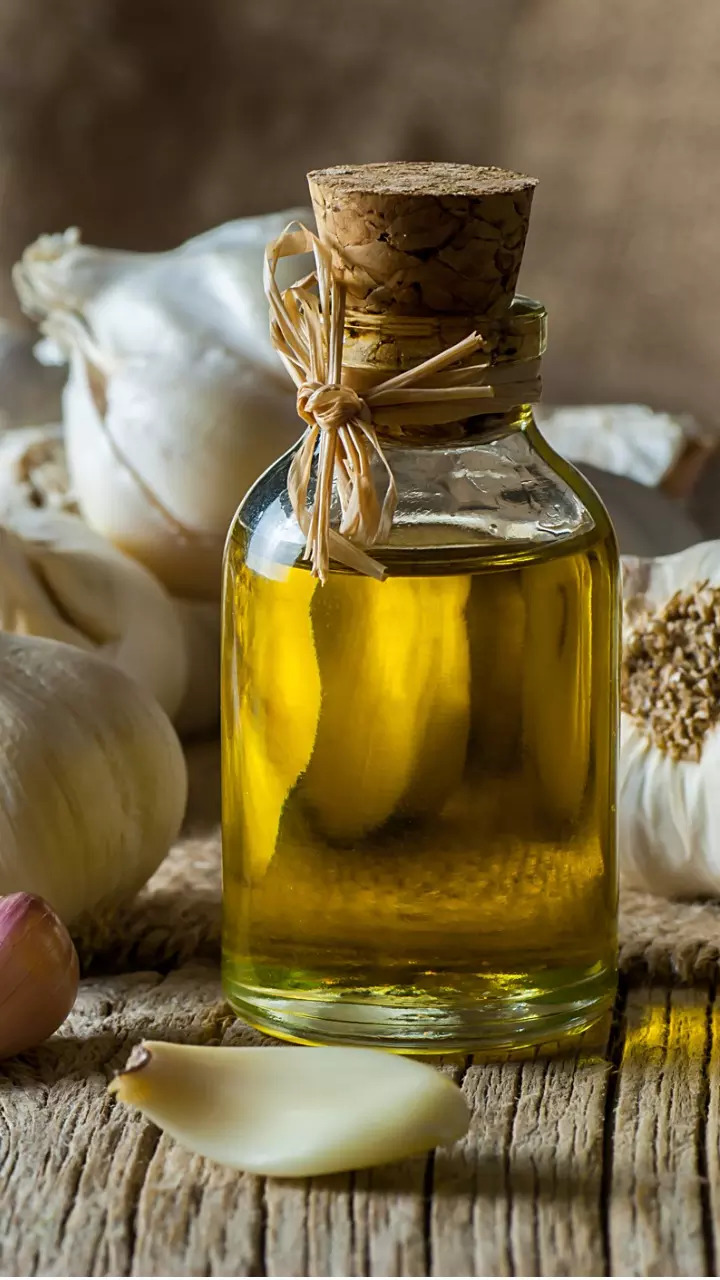 Garlic oil