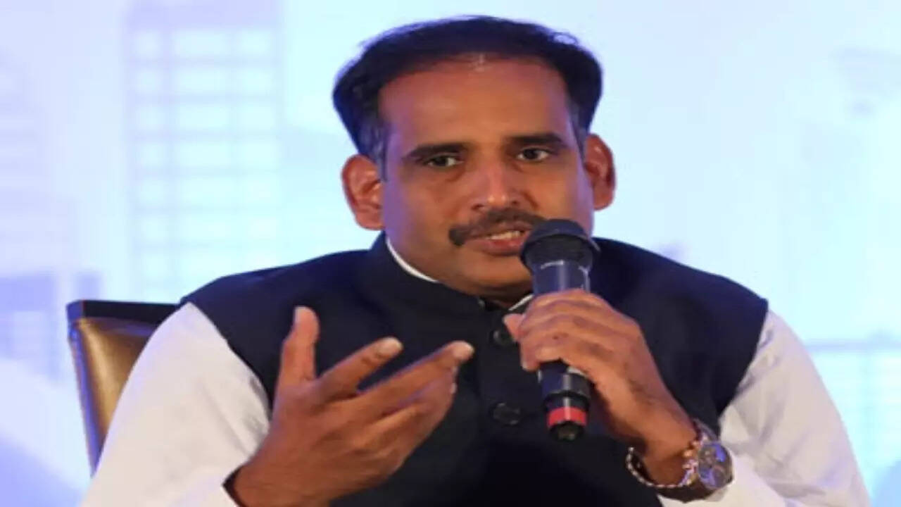 M. Thennarasan is the new Ahmedabad Municipal Corporation commissioner