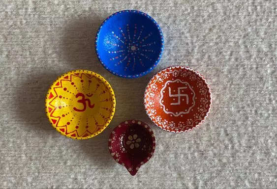 plain diya painting