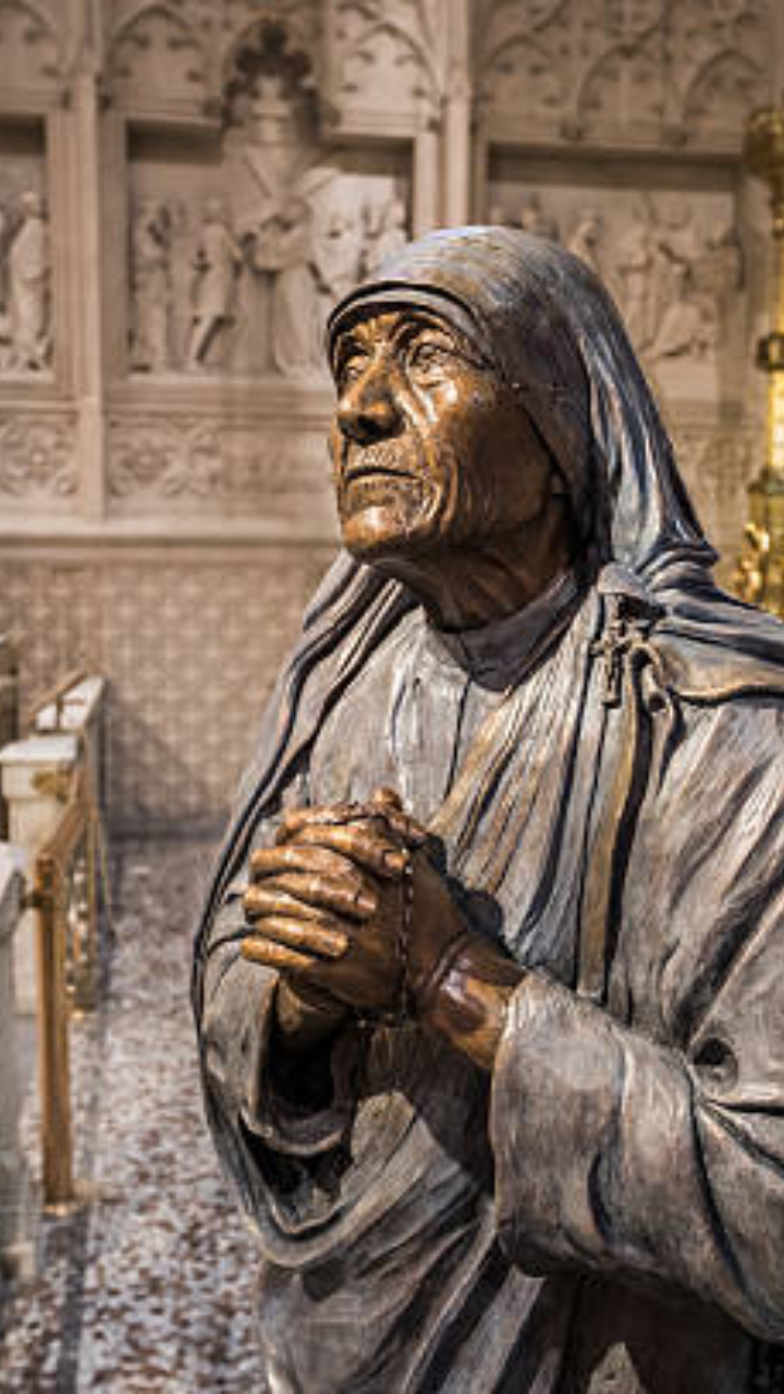 Mother Teresa Beatification Day - A brief history of the early life education of Mother Teresa