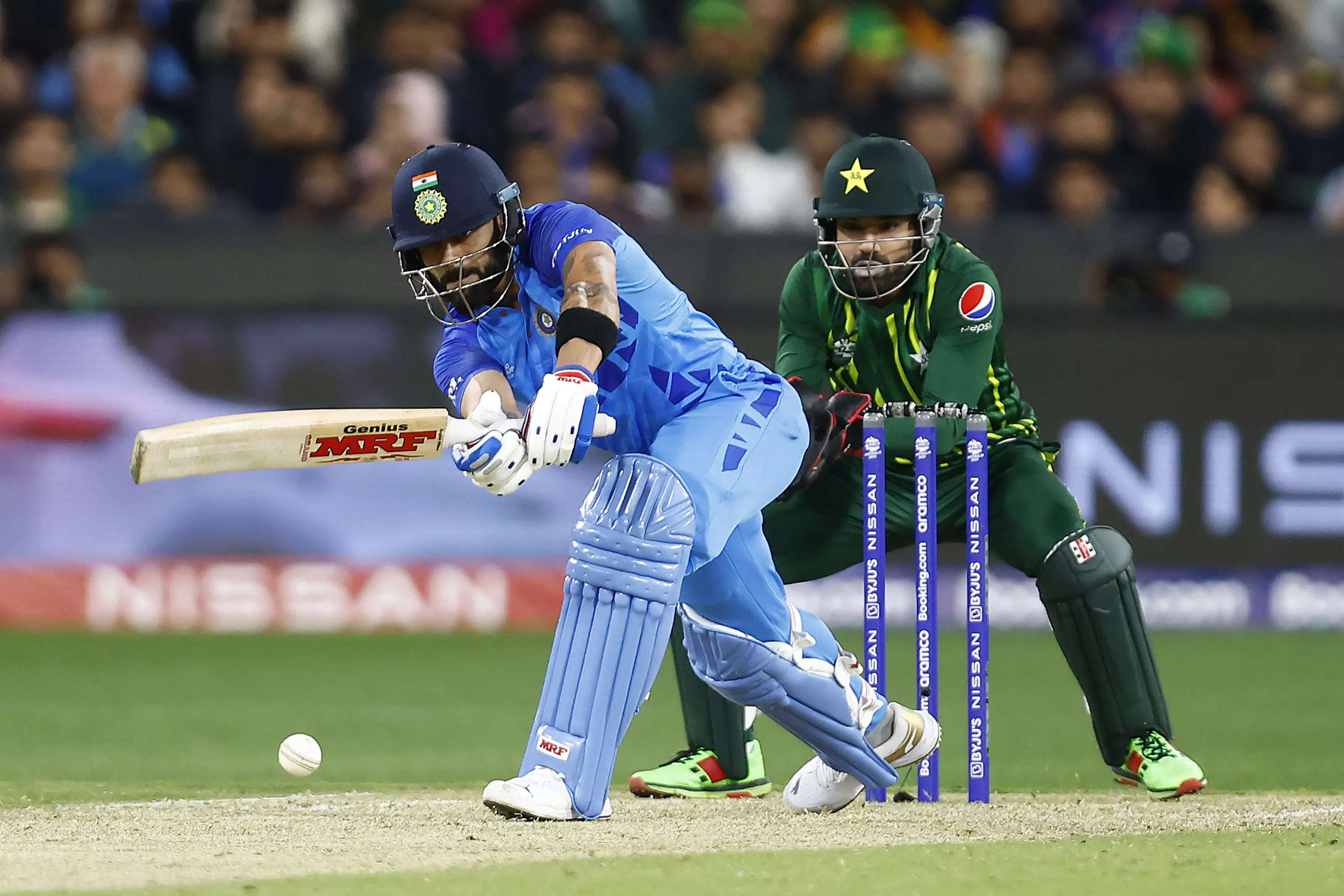 A​n unbeaten 82 from Virat Kohli led India to a last-ball win over Pakistan