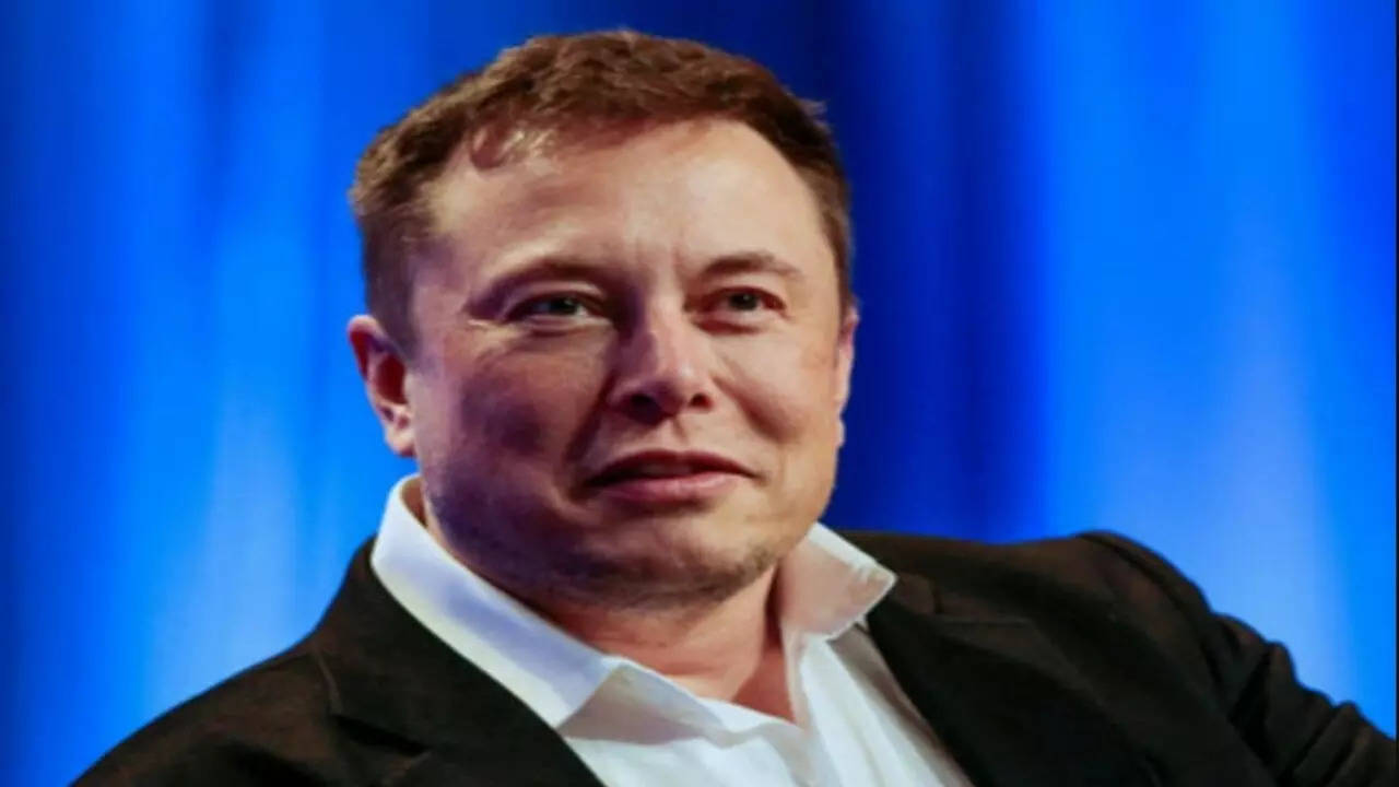 Banned Twitter Account Restoration Elon Musk Says Twitter To Form Content Moderation Council 