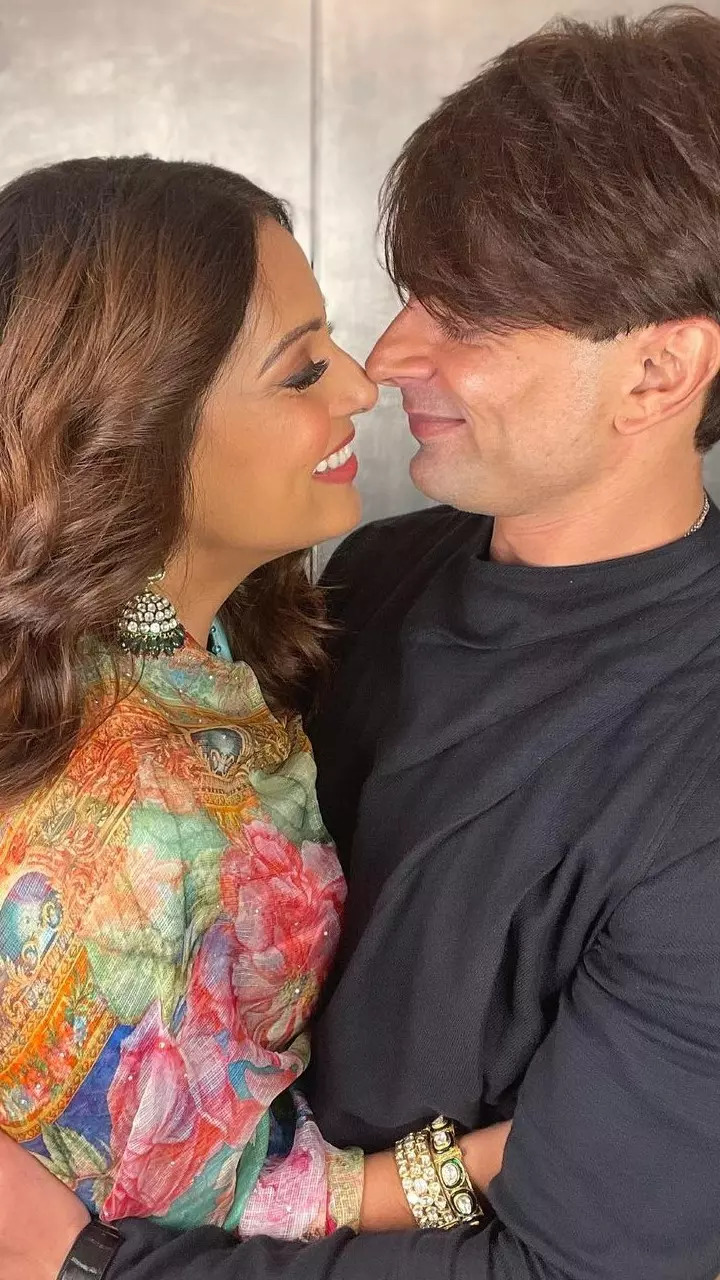 Bipasha-Karan are on cloud nine