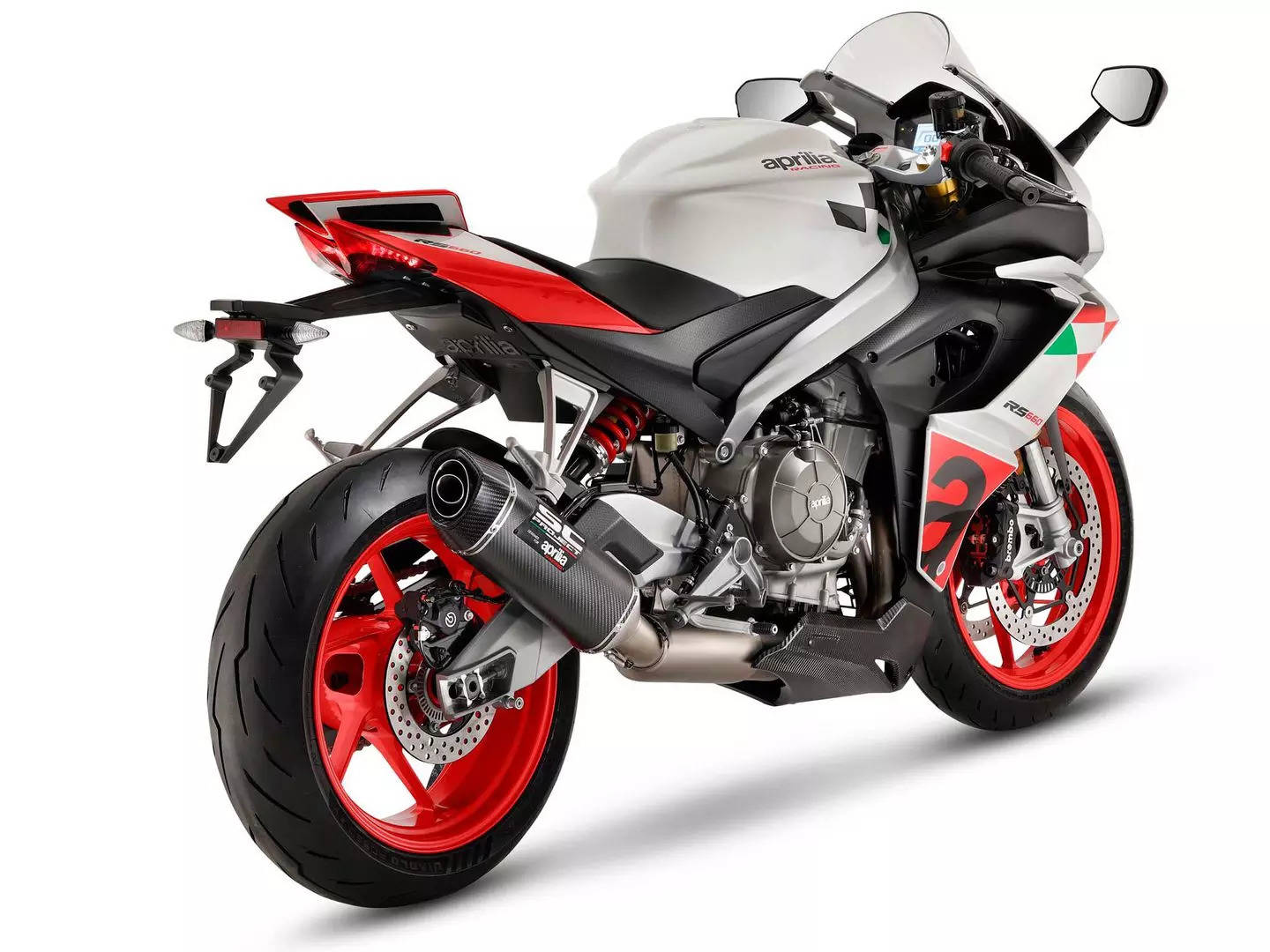 Lighter and more aggressive Aprilia RS 660 Extreme breaks cover at