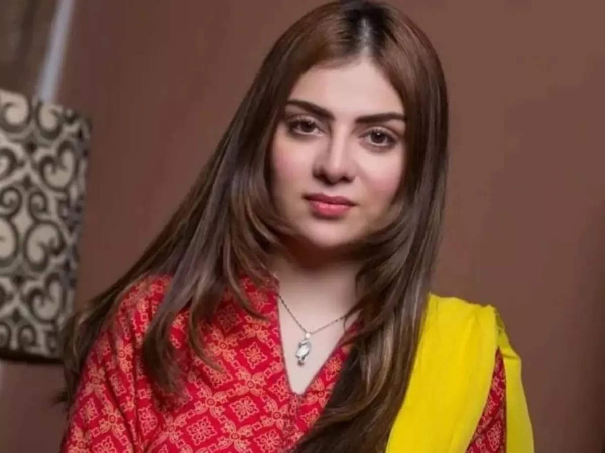 Pakistani actress Rida Istafani breaks silence on leaked