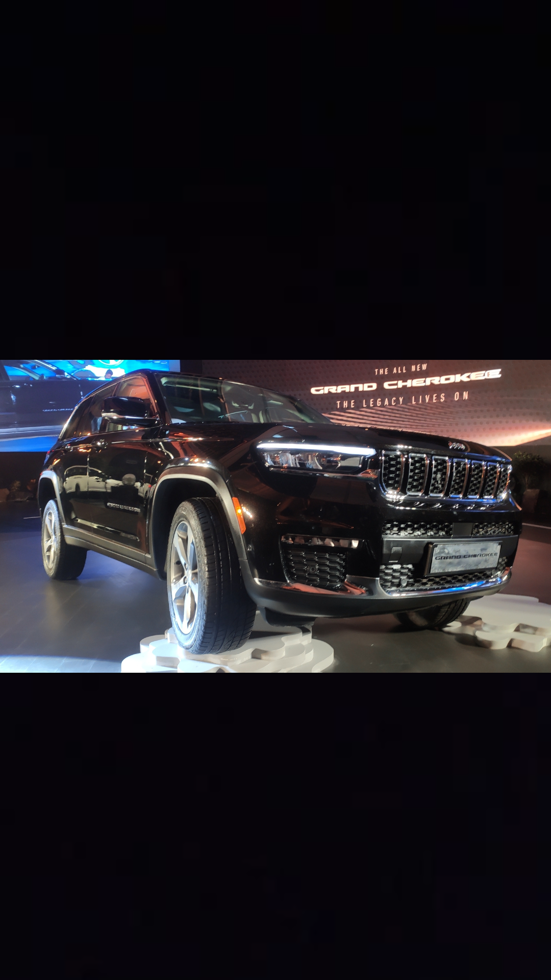 Jeep Grand Cherokee features