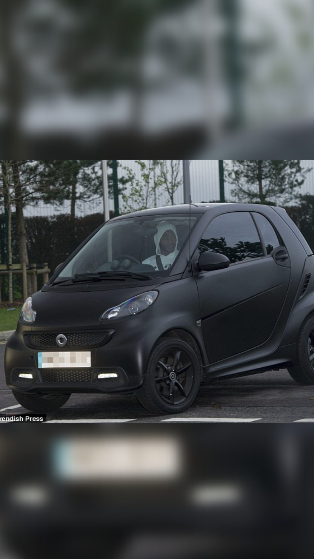 Raheem Sterling and his Smart Fortwo