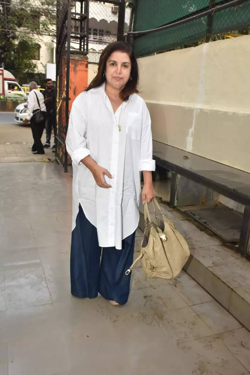 Tabassum prayer meet Farah Khan, Johnny Lever, Jaaved Jaffery and