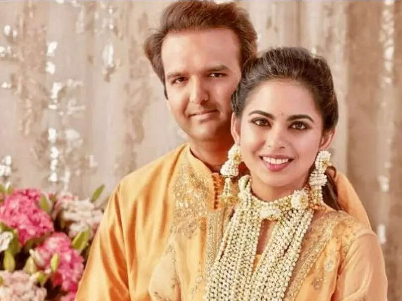 Isha Ambani And Anand Piramals Twins Have Good Health And Prosperity