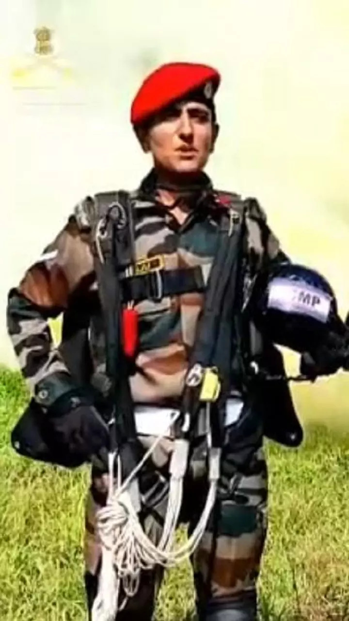 Haryana Manju Nain becomes Indias first female soldier sky diver