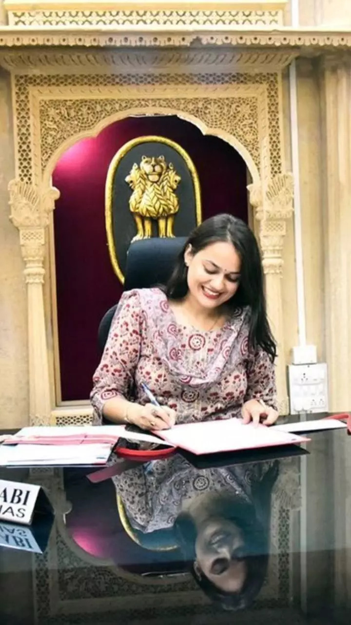 UPSC Topper Tina Dabis friend