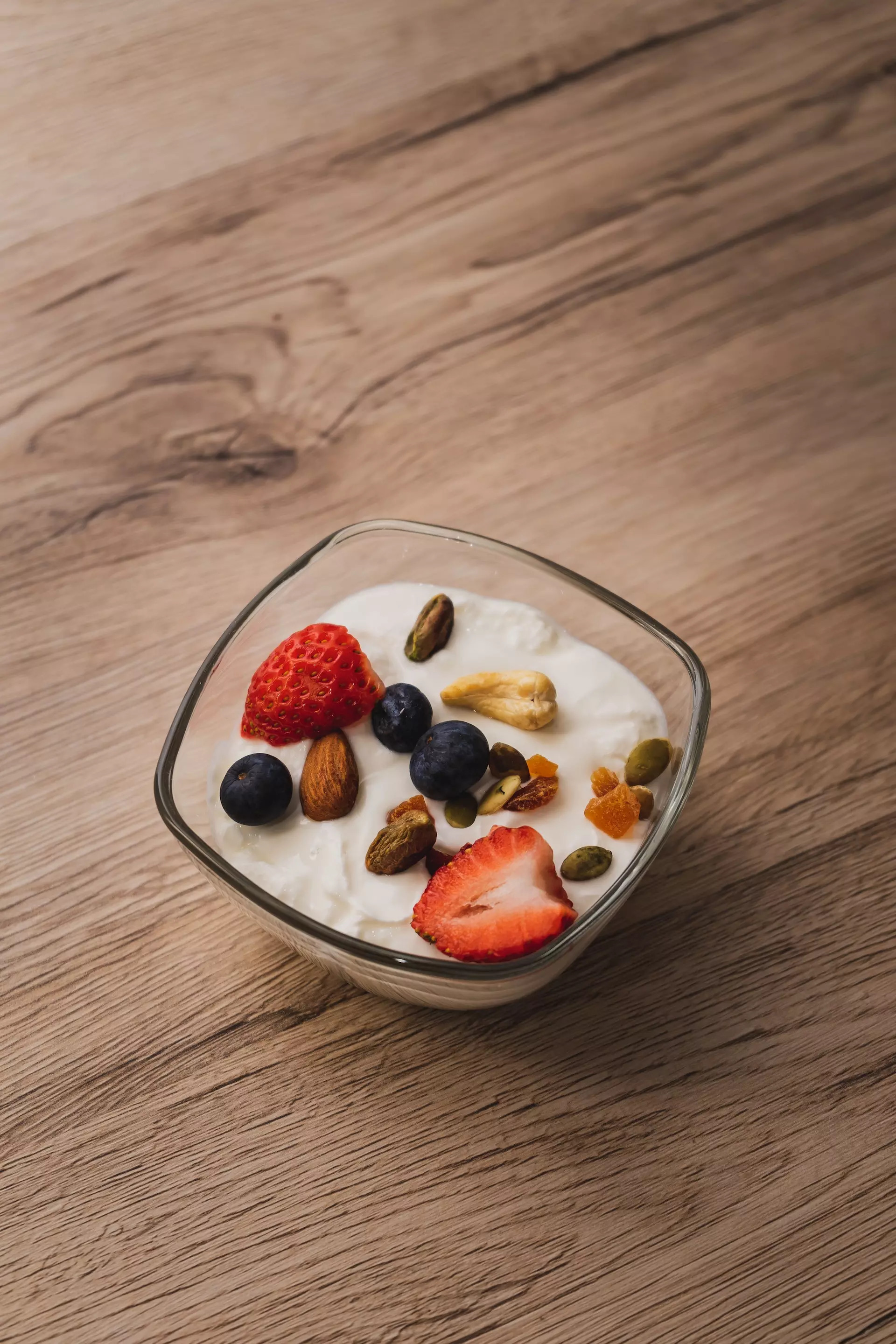 Greek yogurt and fruits