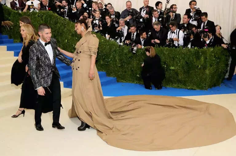 priyanka first met gala