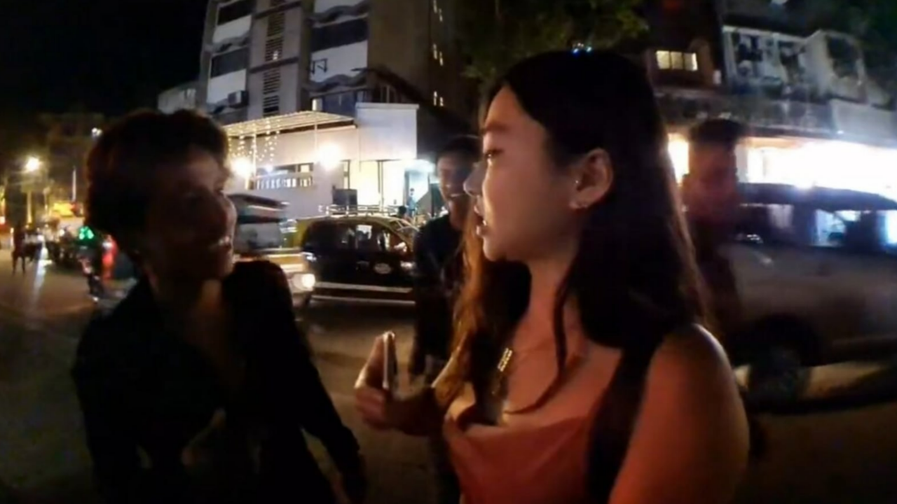 Korean YouTuber harassed on Mumbai streets