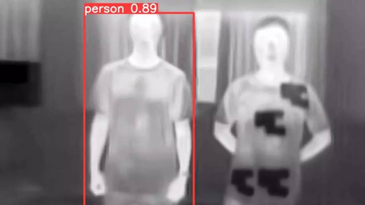 An embedded thermal device allows the InvisDefense coat to evade recognition by AI cameras using infrared thermal imaging | Picture courtesy of Wei Hui