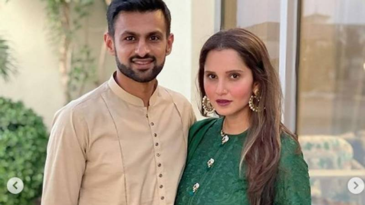 Shoaib Malik breaks silence on divorce rumours