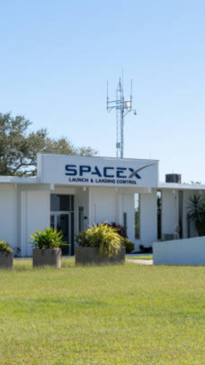 Bankruptcy unlikely for SpaceX says Musk