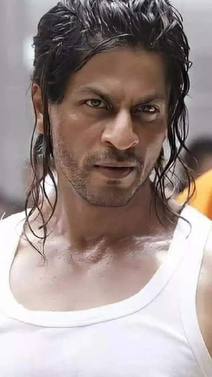 SRK will remind you of Don 2