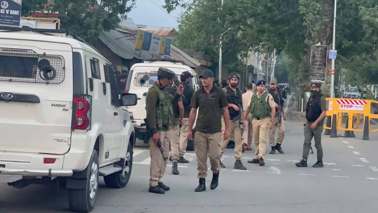 JK 3 Lashkar-e-Taiba terrorists gunned down by security forces in Shopian